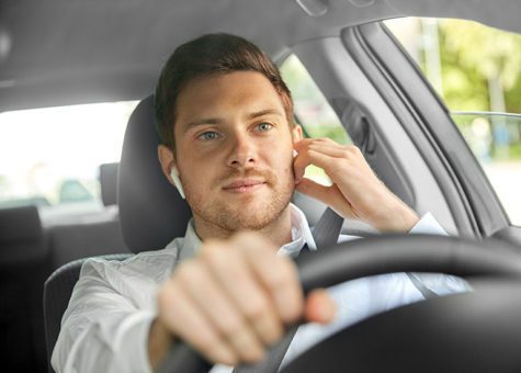 Requalification en temps de travail effectif des trajets du salarié itinérant entre son hôtel et le client : l’établissement des plannings par l’employeur ne suffit pas (Cass. soc. 7 juin 2023, n° 21-22.445) Requalification en temps de travail effectif des trajets du salarié itinérant entre son hôtel et le client : l’établissement des plannings par l’employeur ne suffit pas (Cass. soc. 7 juin 2023, n° 21-22.445)